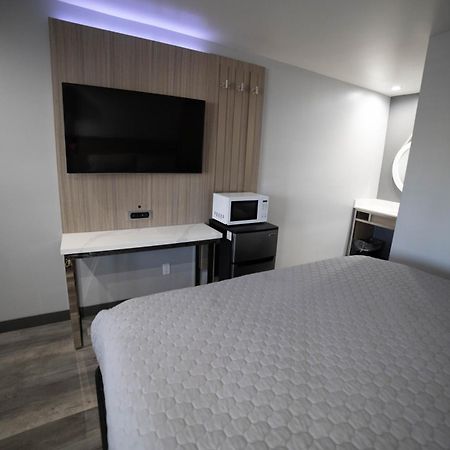 פיקו ריברה Palms Motel מראה חיצוני תמונה
