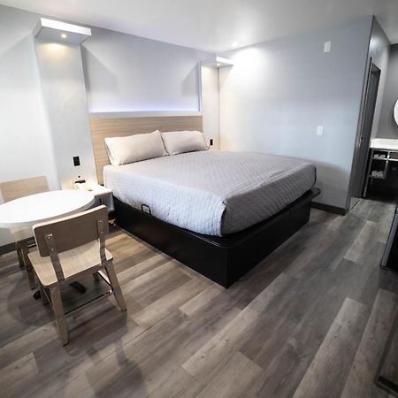 פיקו ריברה Palms Motel מראה חיצוני תמונה