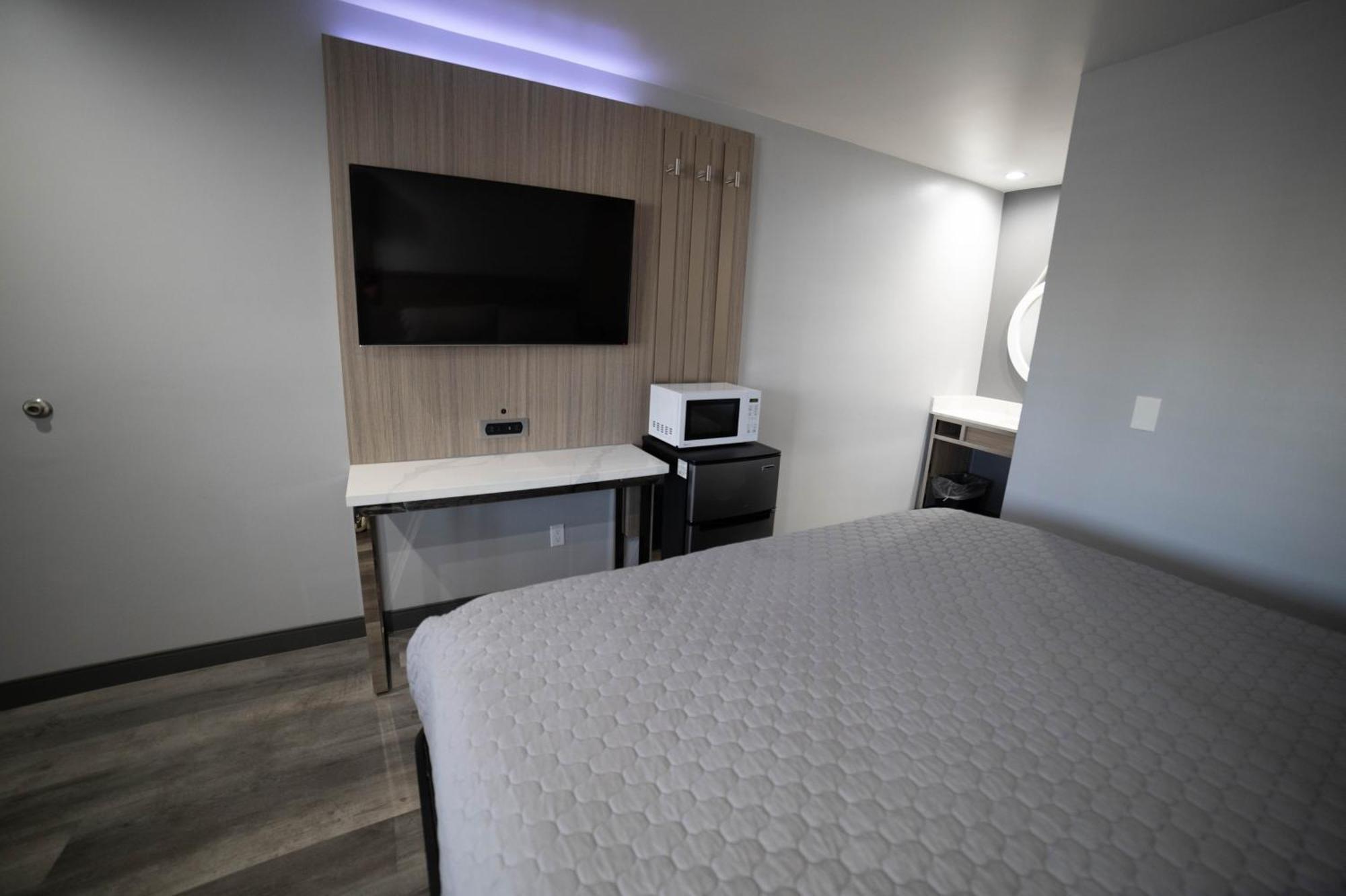 פיקו ריברה Palms Motel מראה חיצוני תמונה