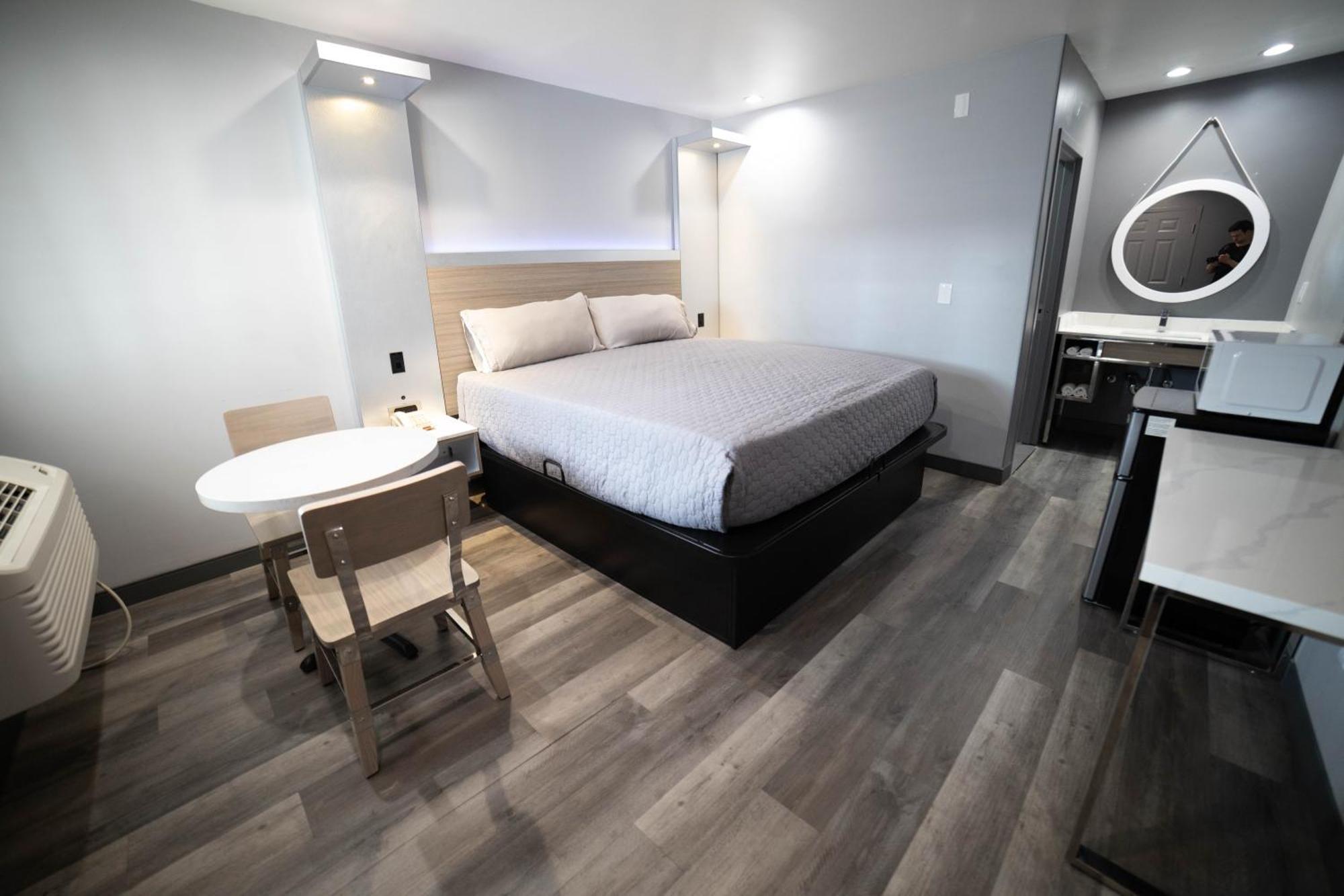 פיקו ריברה Palms Motel מראה חיצוני תמונה
